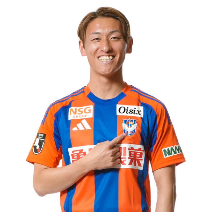 <span>6</span>秋山裕紀